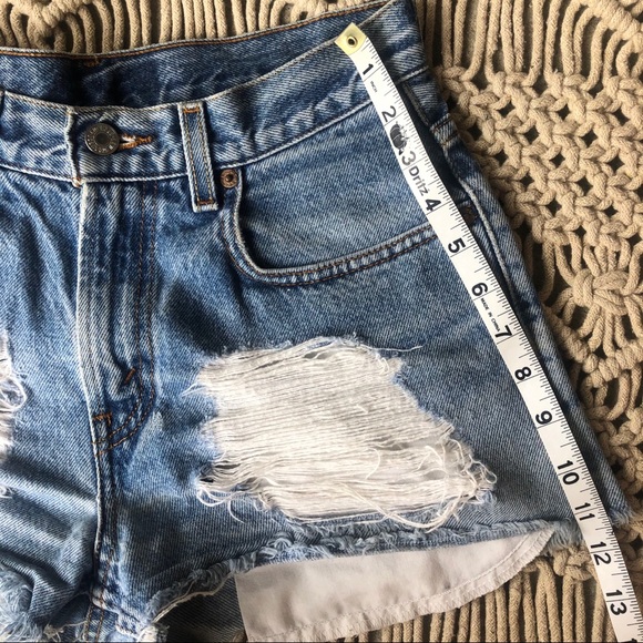Furst Of A Kind Vintage Levi Distressed Shorts - Picture 8 of 14